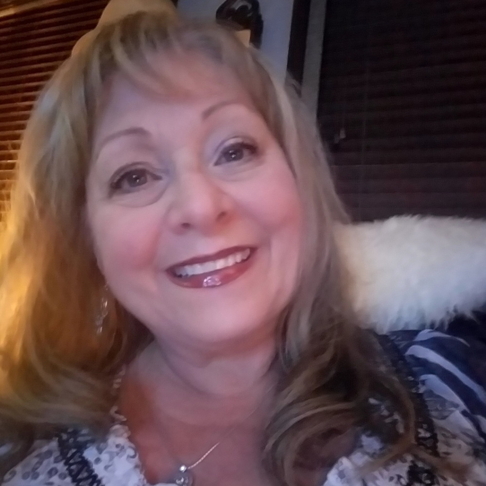 Meet your Posher, Jackie